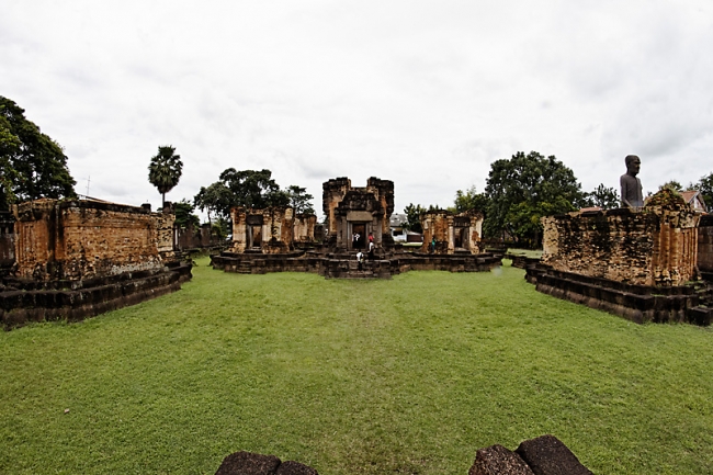 Prasat Sa Kamphaeng Yai-078